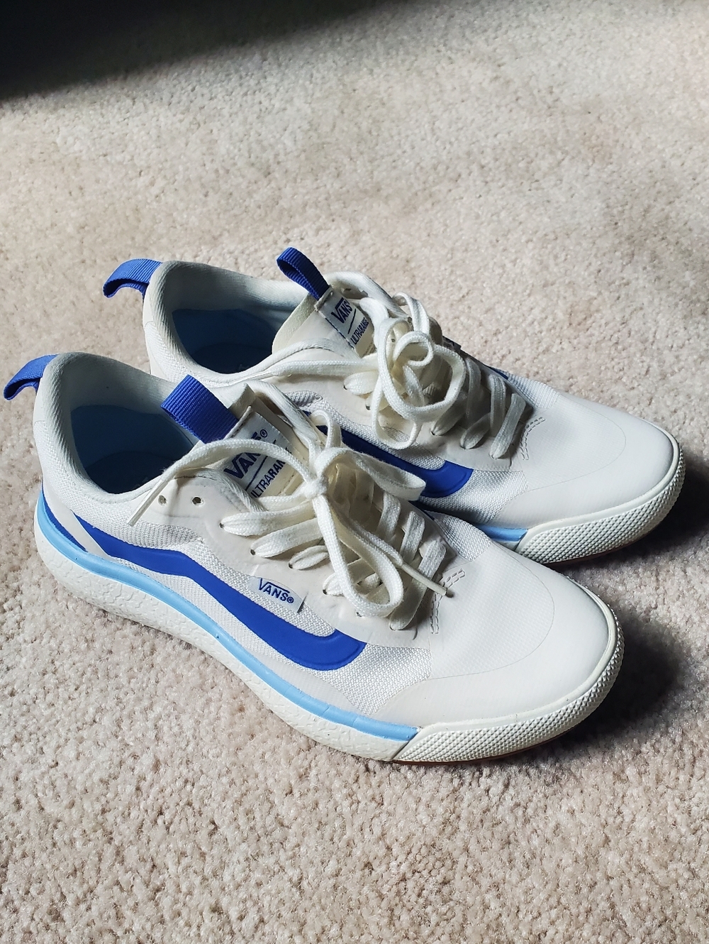 Vans Women’s Ultra Range White & Blue Sneakers EUC 7.5 - Picture 4 of 10